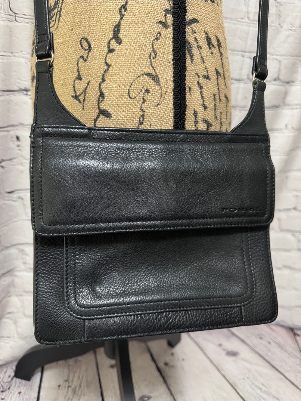 VTG like new Fossil Black Leather Crossbody Bag